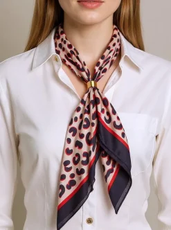 Chusty / Apaszki / Szaliki^Royalfashion Apollonia – apaszka damska z poliestru ze wzorem leopard, beżowo-czarna czarny