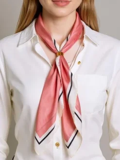 Chusty / Apaszki / Szaliki^Royalfashion Apollonia różowa apaszka damska z poliestru 69x66 cm – styl klasyczny różowy