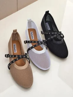 Baleriny Klasyczne^Royalfashion Baleriny Calista Bianca – siateczkowe białe buty damskie z czarnymi paskami biały