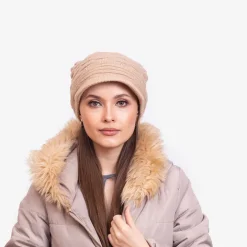 Czapki I Kapelusze^Royalfashion Beżowa damska ciepła czapka z perełkami - Akcesoria beżowy