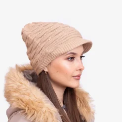 Czapki I Kapelusze^Royalfashion Beżowa damska ciepła czapka z perełkami - Akcesoria beżowy