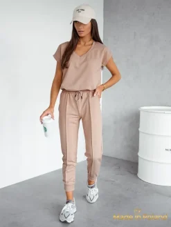 Komplety Damskie^Royalfashion Zestaw Livia z Dekoltem w Serek beżowy