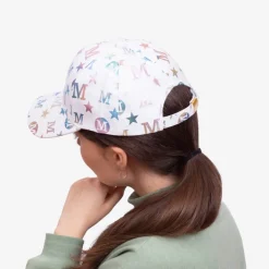 Czapki I Kapelusze^Royalfashion Biała damska czapka z daszkiem i wielokolorowymi literkami - Akcesoria biały