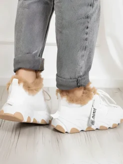 Śniegowce|Ocieplane^Royalfashion Białe sportowe sneakersy damskie z futerkiem Nonua- Obuwie biały