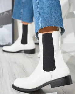 Botki Z Delikatnym Ociepleniem|Botki Na Płaskim Obcasie^Royalfashion Białe wysokie botki damskie z kwadratowym noskiem Ludiz- Obuwie