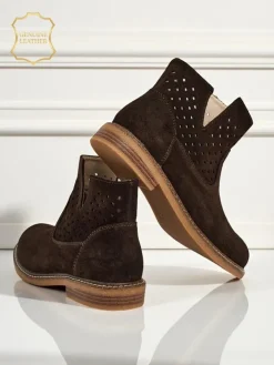 Botki Bez Ocieplenia|Botki Na Płaskim Obcasie^Royalfashion Botki Ariadne z naturalnego zamszu ciemnobrązowe, płaskie obcasy 3 cm Ciemnobrązowy