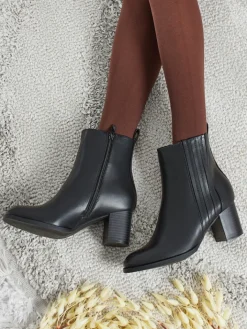 Botki Z Delikatnym Ociepleniem|Botki Na Słupku^Royalfashion Botki damskie eko skórzane na słupku Nerelle