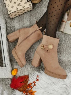 Botki Z Delikatnym Ociepleniem|Botki Na Słupku^Royalfashion Botki damskie eko zamszowe na słupku Bearr beżowy