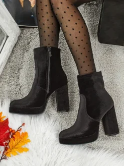 Botki Z Delikatnym Ociepleniem|Botki Na Słupku^Royalfashion Botki damskie na słupku al'la Welur Miss czarny
