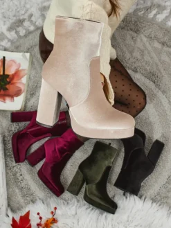 Botki Z Delikatnym Ociepleniem|Botki Na Słupku^Royalfashion Botki damskie na słupku al'la Welur Miss beżowy