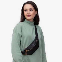 Nerki I Saszetki^Royalfashion Czarna damska brokatowa nerka ze m suwakiem - Akcesoria złoty