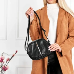 Małe Torebki^Royalfashion Czarna damska mała torebka na ramię - Akcesoria