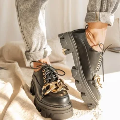 Półbuty^Royalfashion Czarne półbuty na płaskim obcasie Eqoia - Obuwie czarny