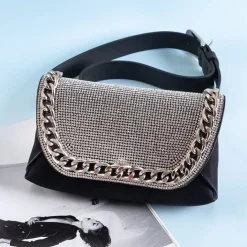 Nerki I Saszetki^Royalfashion Damska torebka typu nerka z cyrkoniami i łańcuszkiem - Akcesoria
