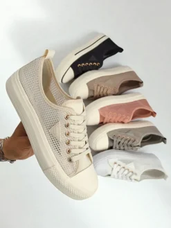 Trampki^Royalfashion Damskie beżowe tenisówki Callista Mesh – płaski obcas, kolekcja Lato Jesień beżowy
