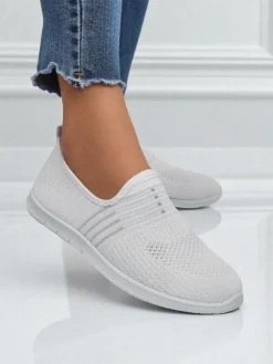 Półbuty^Royalfashion Damskie białe slip-ony Tkanina Callisto – lekkie buty na wiosnę i lato biały