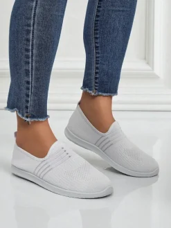 Półbuty^Royalfashion Damskie białe slip-ony Tkanina Callisto – lekkie buty na wiosnę i lato biały