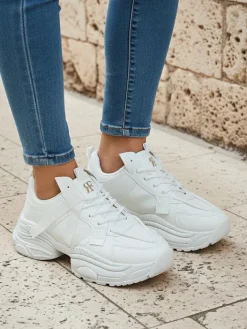 Ugc|Sneakersy^Royalfashion Damskie białe sneakersy Arete z eko skóry, płaski obcas, wiosenna kolekcja biały