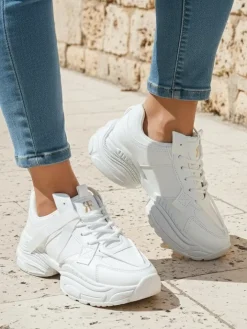 Ugc|Sneakersy^Royalfashion Damskie białe sneakersy Arete z eko skóry, płaski obcas, wiosenna kolekcja biały