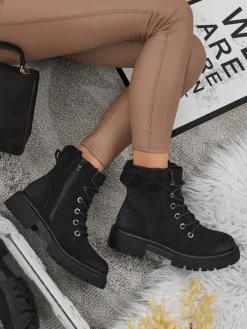 Botki Z Delikatnym Ociepleniem|Botki Na Płaskim Obcasie^Royalfashion Damskie botki trapery z kożuszkiem Tessara czarny