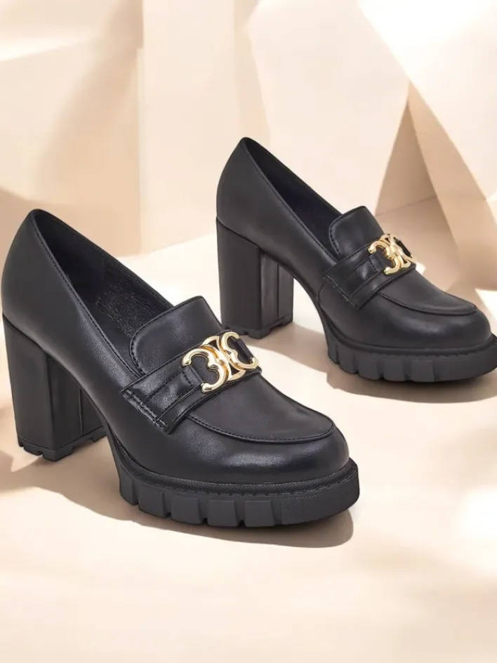 Półbuty|Mokasyny Na Obcasie^Royalfashion Damskie czółenka Nero Aurora na słupku ze złotą klamrą, skóra eko czarny