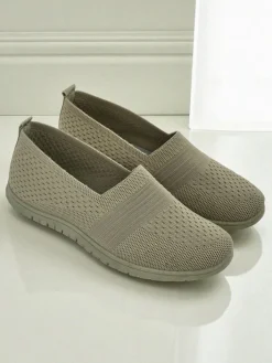 Półbuty^Royalfashion Damskie mokasyny Gaia Verde – wygodne zielone buty z tkaniny na płaskim obcasie zielony