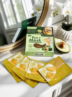 Twarz^Royalfashion Żelowe płatki pod oczy z kolagenem i awokado- ujędrniające i nawilżające