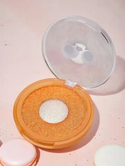 Twarz^Royalfashion Kevin&Coco Donut Prasowany rozświetlacz do twarzy Pink Donut różowy