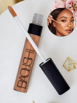 Twarz^Royalfashion Korektor do twarzy w odcieniu Light