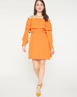 Sukienki Krótkie^Royalfashion Krótka pomarańczowa damska sukienka z falbanami- Odzież pomarańczowy