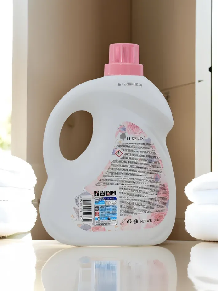 Artykuły Chemiczne^Royalfashion LUXELUX Perfumowany płyn do prania 3L