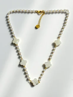 Biżuteria^Royalfashion Naszyjnik Calisto Perla – złote detale i perły syntetyczne w stylu klasycznym