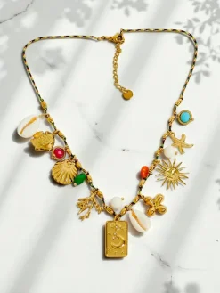 Biżuteria^Royalfashion Naszyjnik pozłacany Calista Charmella z zawieszkami z żywicy