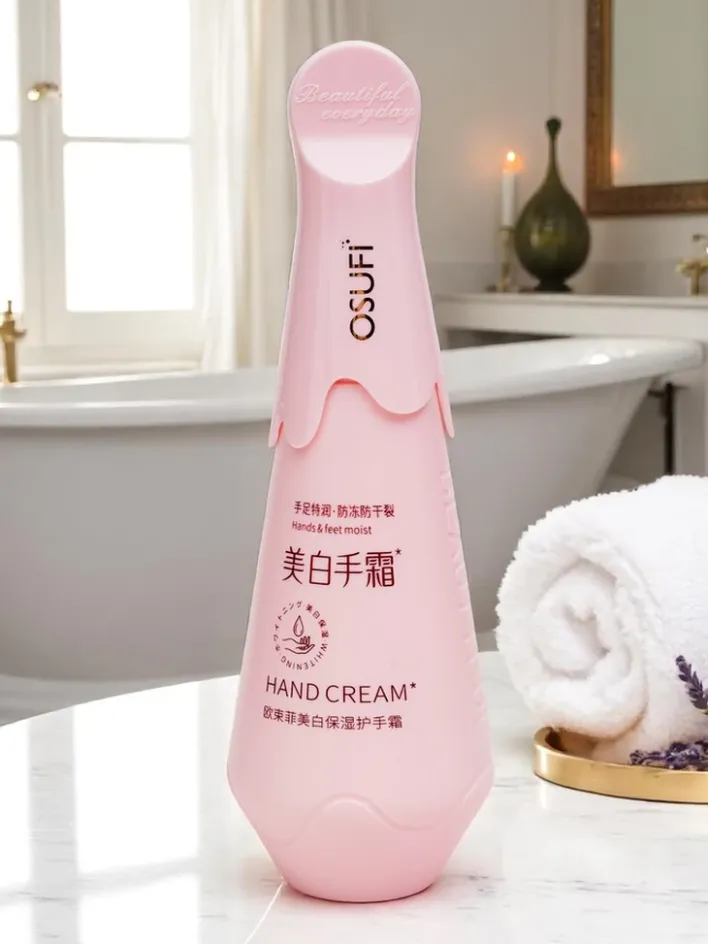 Dłonie^Royalfashion OSUFI Nawilżający krem do rąk