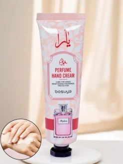 Dłonie^Royalfashion Perfumowany krem do rąk nawilżający Jasnoróżowy