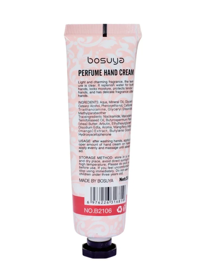 Dłonie^Royalfashion Perfumowany krem do rąk nawilżający Jasnoróżowy