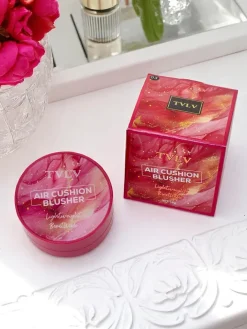 Twarz^Royalfashion Róż do policzków z gąbeczką kolor Orchid