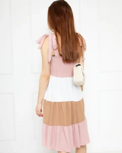 Sukienki Letnie|Sukienki Krótkie^Royalfashion Różowa sukienka damska z wiązanymi ramiączkami - Odzież różowy