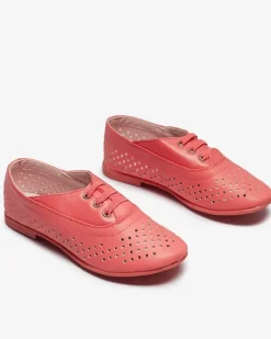 Dziewczęce^Royalfashion Różowe dziecięce mokasyny ażurowe Janno- Obuwie różowy