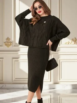 Komplety Damskie^Royalfashion Akrylowy pleciony komplet damski ze swetrem i spódnicą Warm&Fuzzy czarny