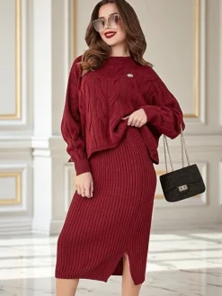 Komplety Damskie^Royalfashion Akrylowy pleciony komplet damski ze swetrem i spódnicą Warm&Fuzzy Bordowy