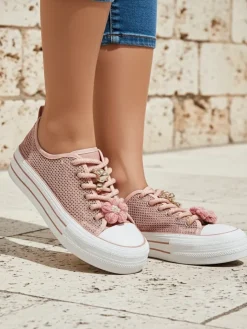 Trampki^Royalfashion Ażurowe damskie trampki z ozdobami Osdo różowy