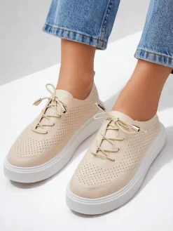 Półbuty|Sportowe^Royalfashion Ażurowe damskie sportowe półbuty sznurowane Vaned beżowy