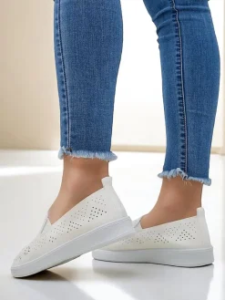 Półbuty^Royalfashion Ażurowe damskie półbuty slip on Mayla