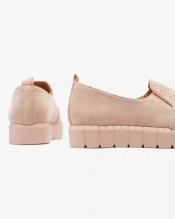 Trampki^Royalfashion Ażurowe damskie pudrowe tenisówki slip on Cegeti Proszek