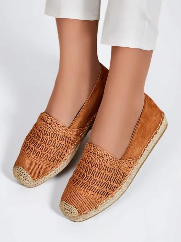 Espadryle Płaskie^Royalfashion Ażurowe damskie espadryle Cetillad brązowy