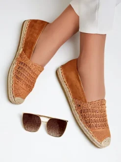 Espadryle Płaskie^Royalfashion Ażurowe damskie espadryle Cetillad brązowy