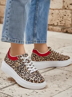 Ugc|Sneakersy^Royalfashion Ażurowe sportowe sneakersy damskie Leopess brązowy