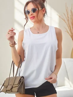 Bluzki / Koszule / Koszulki^Royalfashion Bawełniana bluzka bokserka damska na ramiączkach z koronką na plecach biały