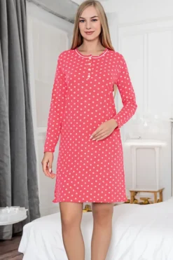 Piżamy^Royalfashion Bawełniana nocna koszula damska w kropeczki Fuksjowy